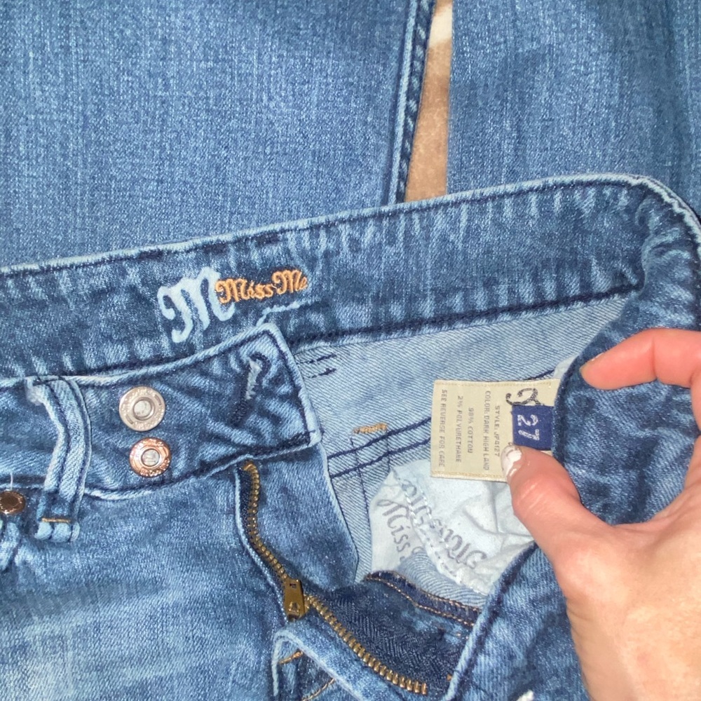 Miss Me jeans size 27 like new
